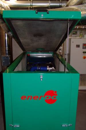 pflanzenoel-bhkw-03-aufgeklappt-klein.jpg