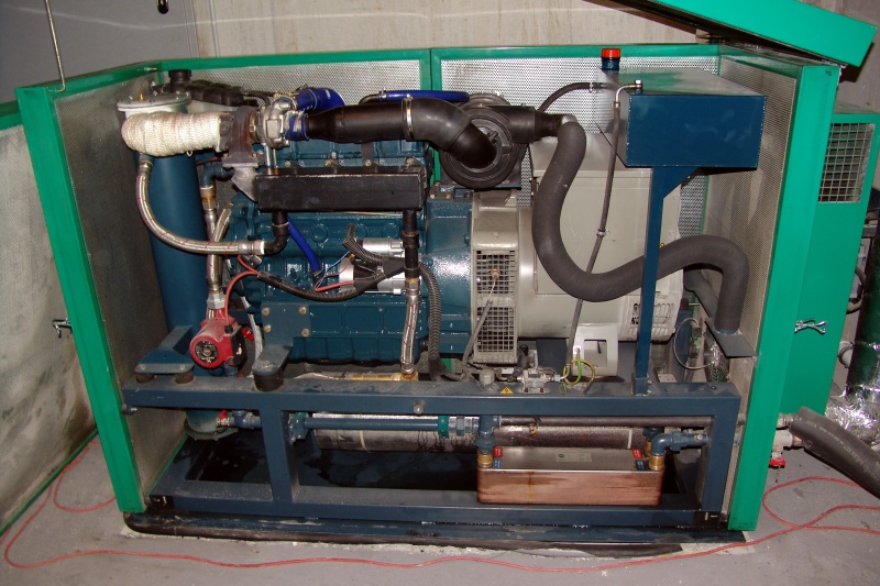 pflanzenoel-bhkw-04-offen-klein.jpg